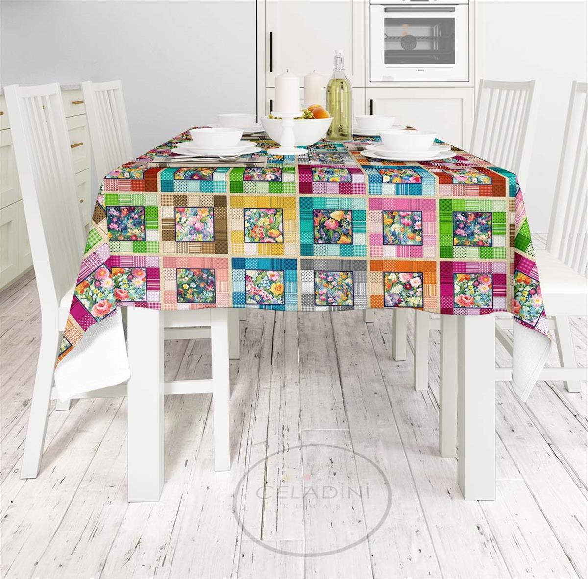Kırkyama Patchwork Desenli Kumaş (Açık Zemin)