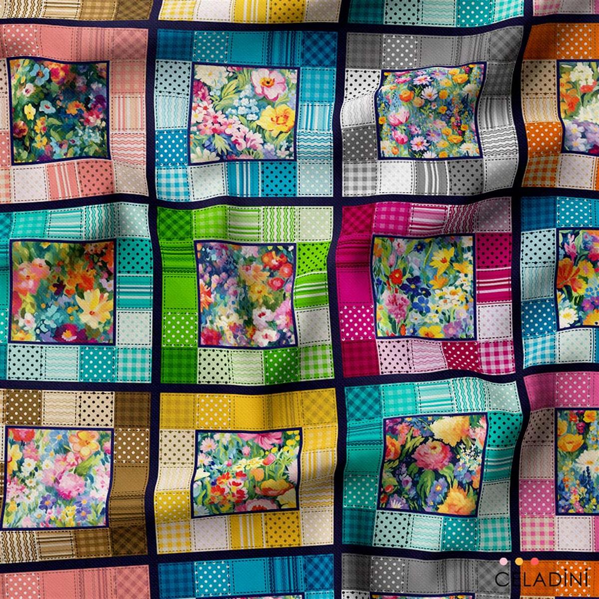 Kırkyama Patchwork Desenli Kumaş (Koyu Zemin)