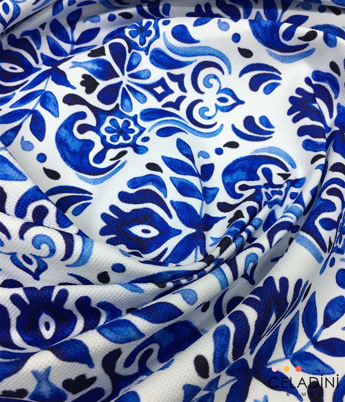 Mavi Çini Damask Desenli Kumaş 