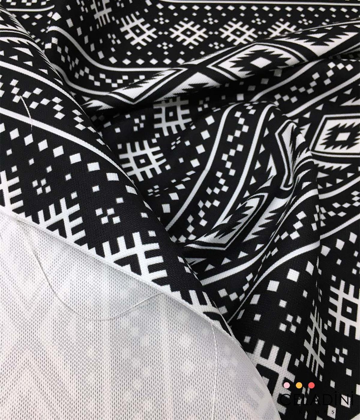 Siyah Beyaz Modern Kilim Desenli Kumaş