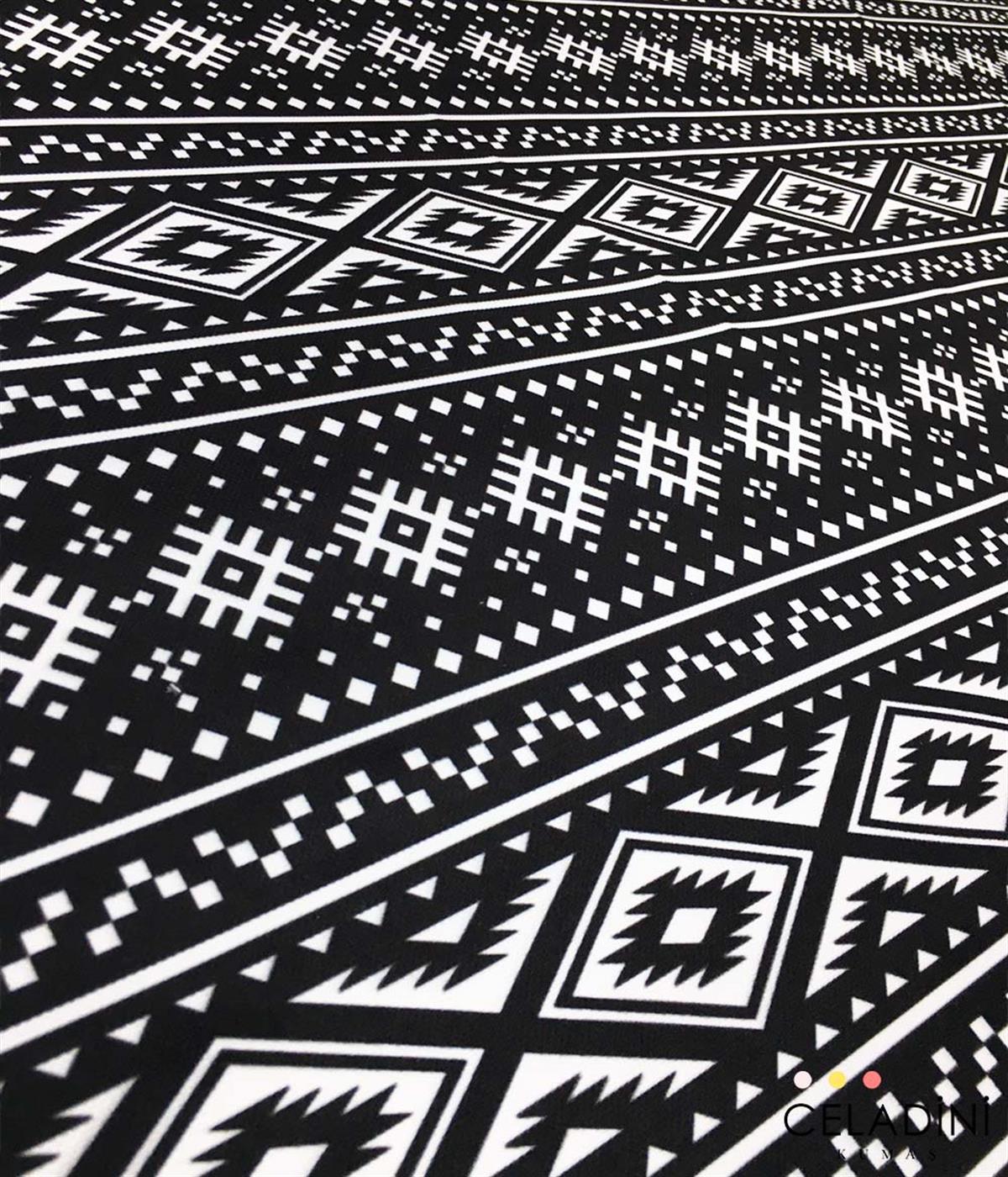 Siyah Beyaz Modern Kilim Desenli Kumaş