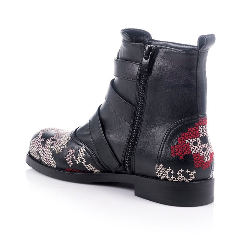 Siyah Nakışlı Chealse Bootie - AMANDA 