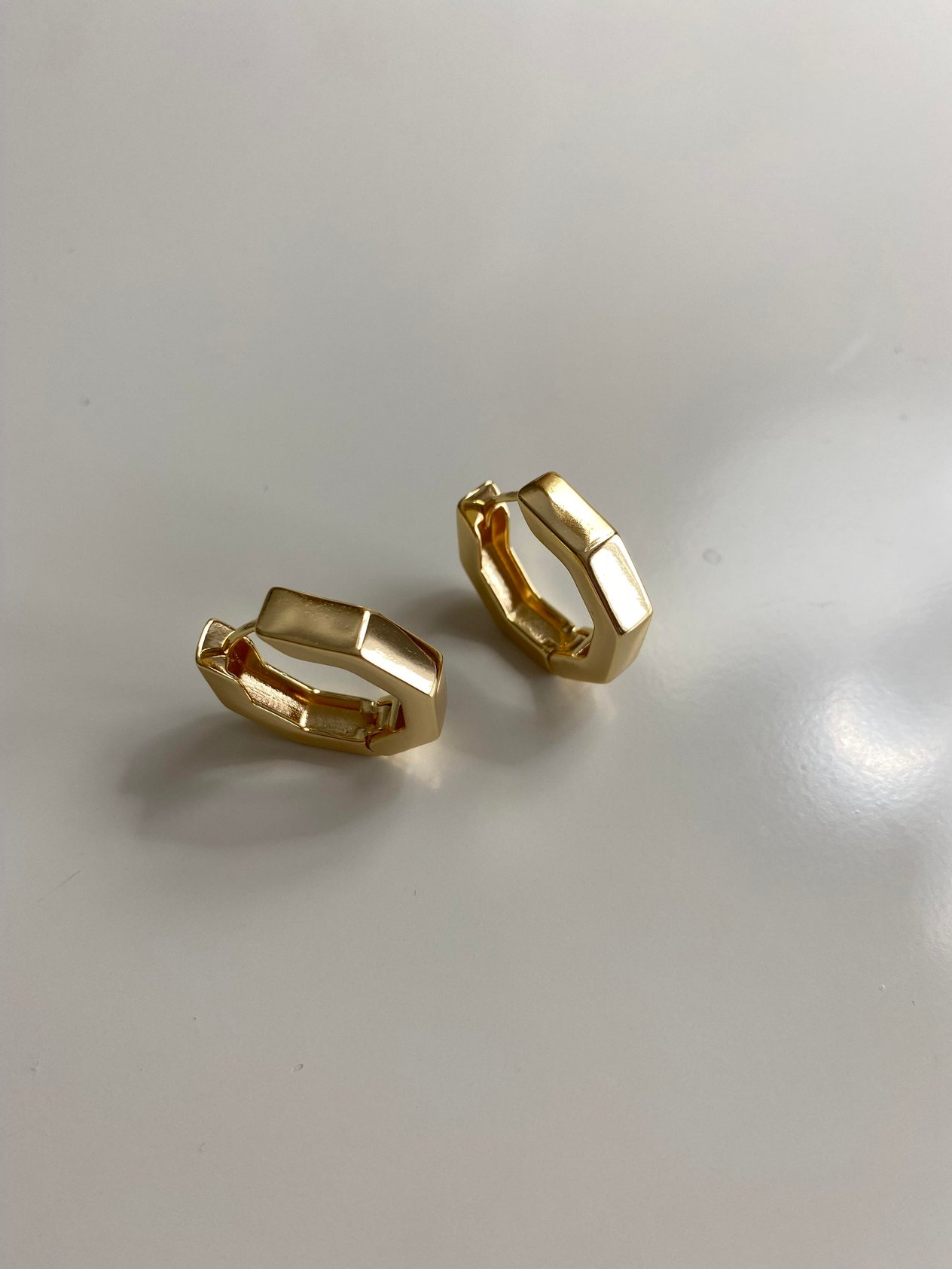 GEOMETRİK GOLD KÜPE