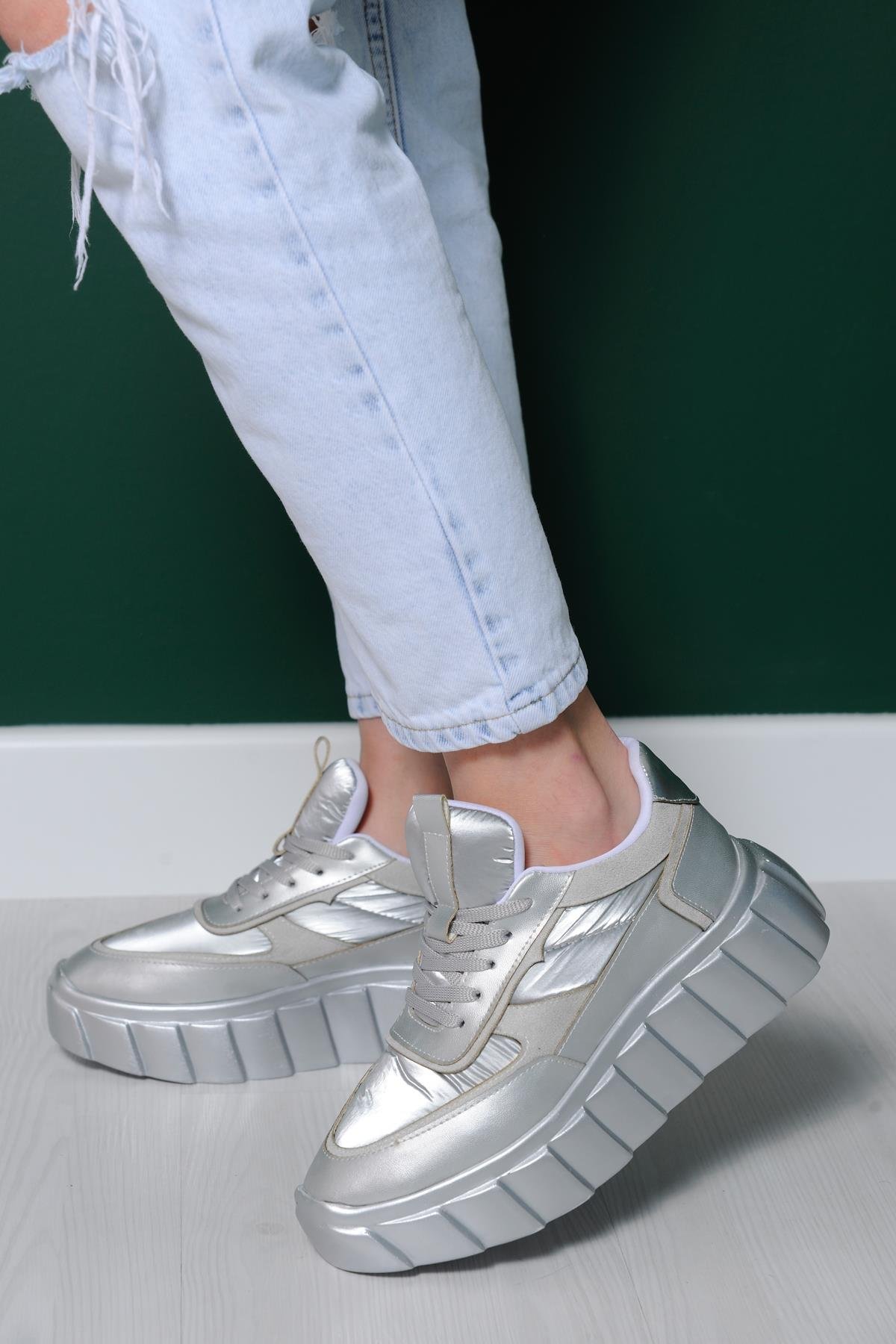 Elen Gümüş Bağcıklı Sneakers 