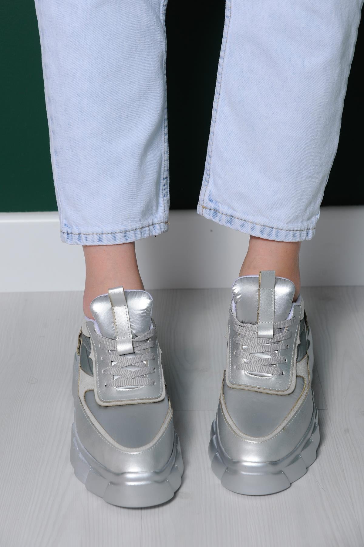 Elen Gümüş Bağcıklı Sneakers 