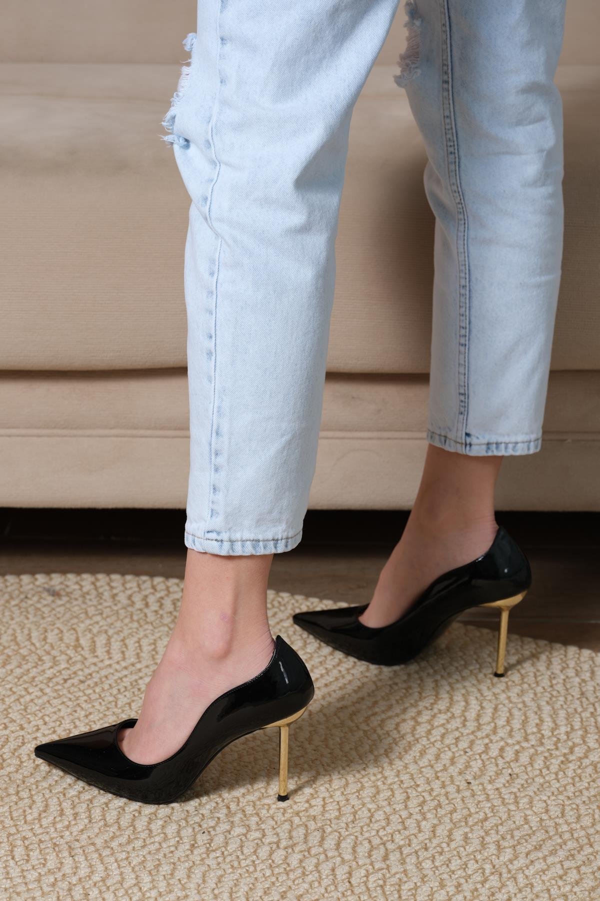 Simy Siyah Rugan Stiletto 