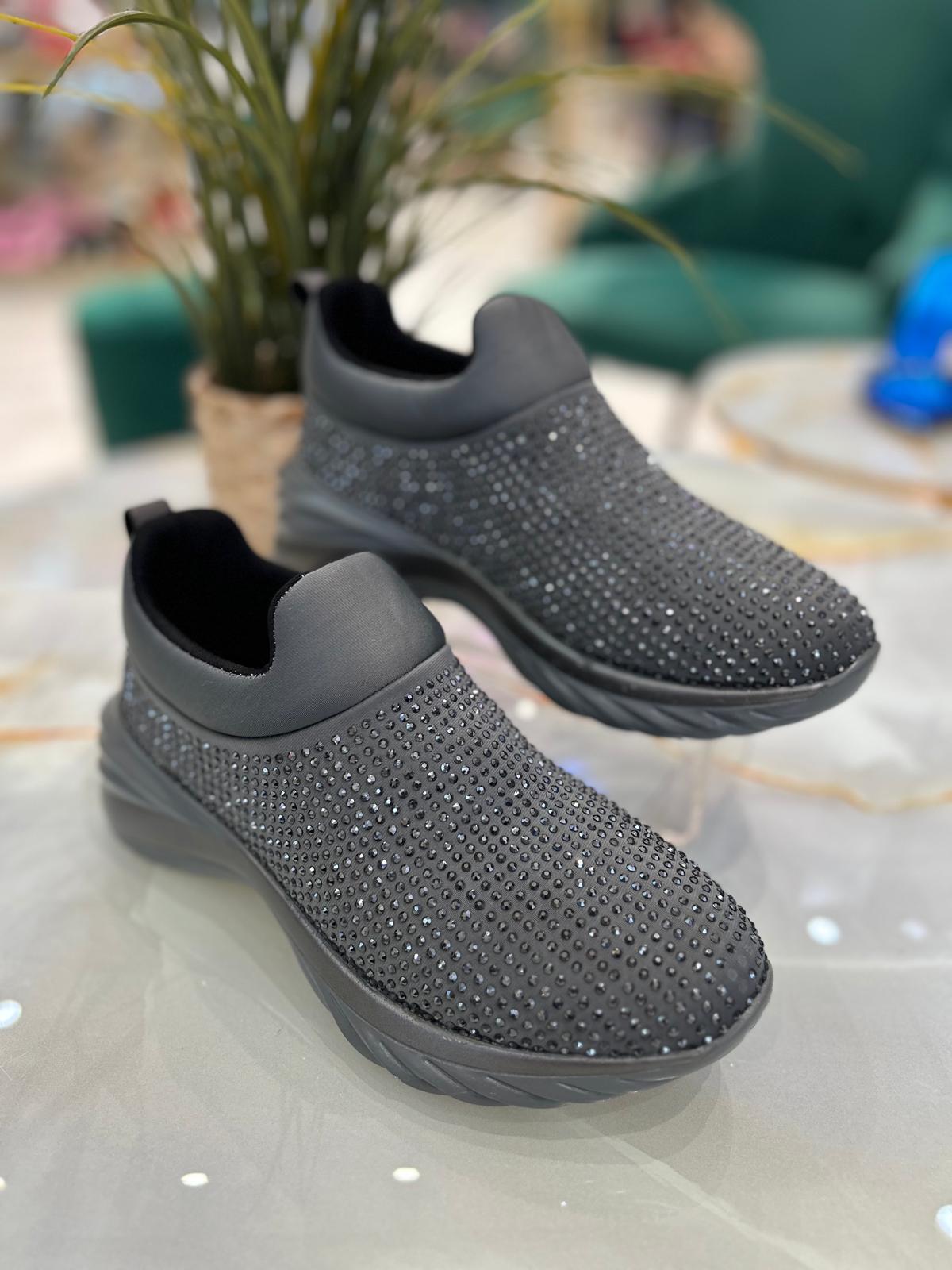 Wendy Gri Taş Detaylı Sneakers 