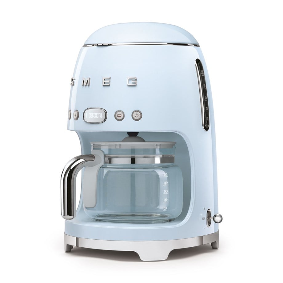 DCF02PBEU FİLTRE KAHVE MAKİNESİ , 50’S STYLE, PASTEL MAVİ