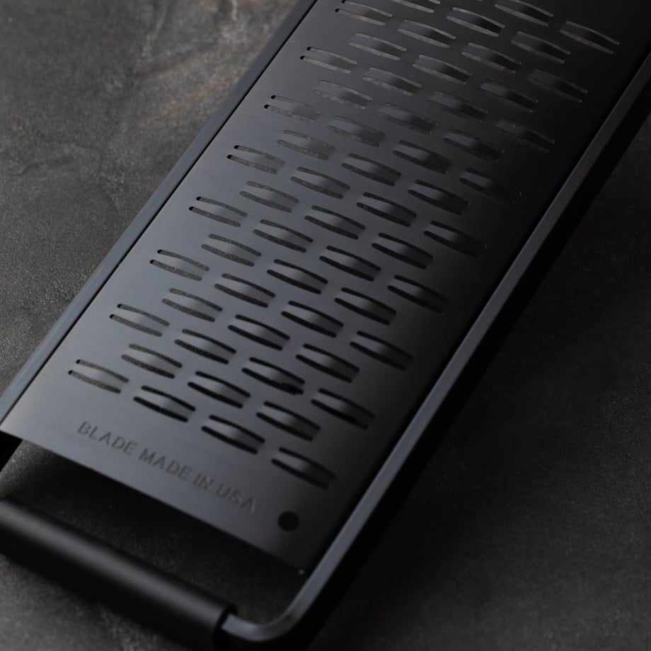 MicroplaneMicroplane Black Sheep Şerit Rende43002E