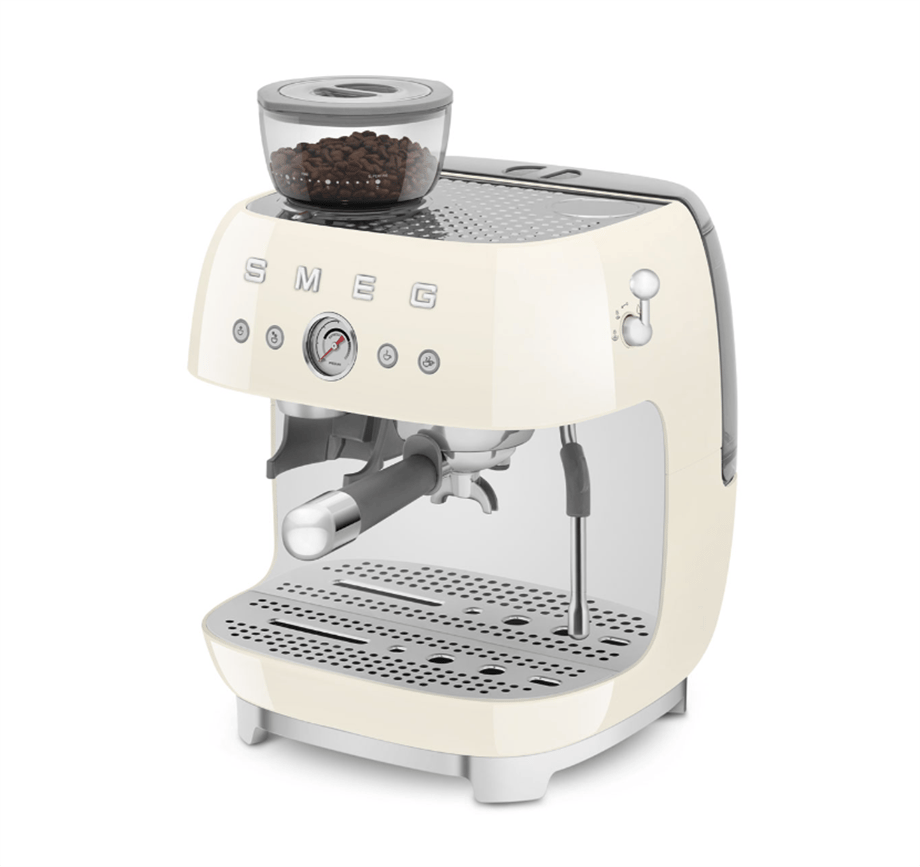 SMEGKREM ÖĞÜTÜCÜLÜ ESPRESSO KAHVE MAKİNESİ ECF03BLEUEGF03CREU