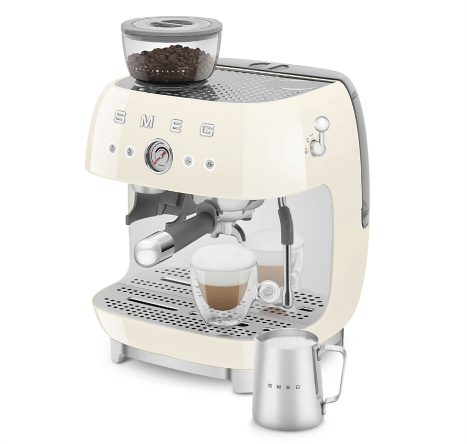 SMEGKREM ÖĞÜTÜCÜLÜ ESPRESSO KAHVE MAKİNESİ ECF03BLEUEGF03CREU