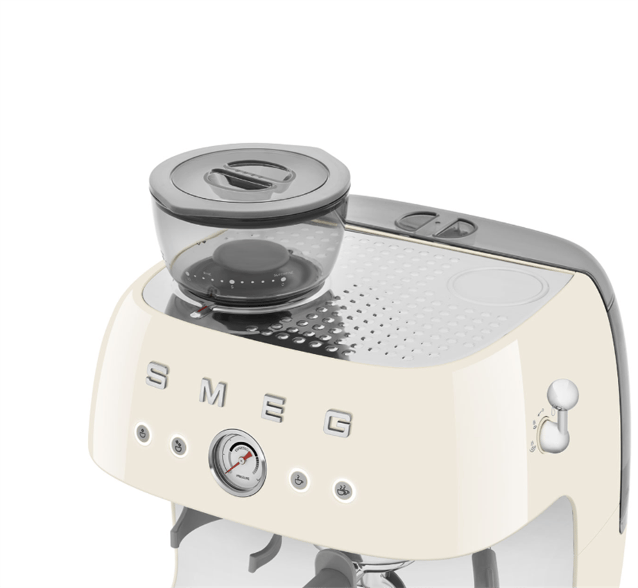 SMEGKREM ÖĞÜTÜCÜLÜ ESPRESSO KAHVE MAKİNESİ ECF03BLEUEGF03CREU