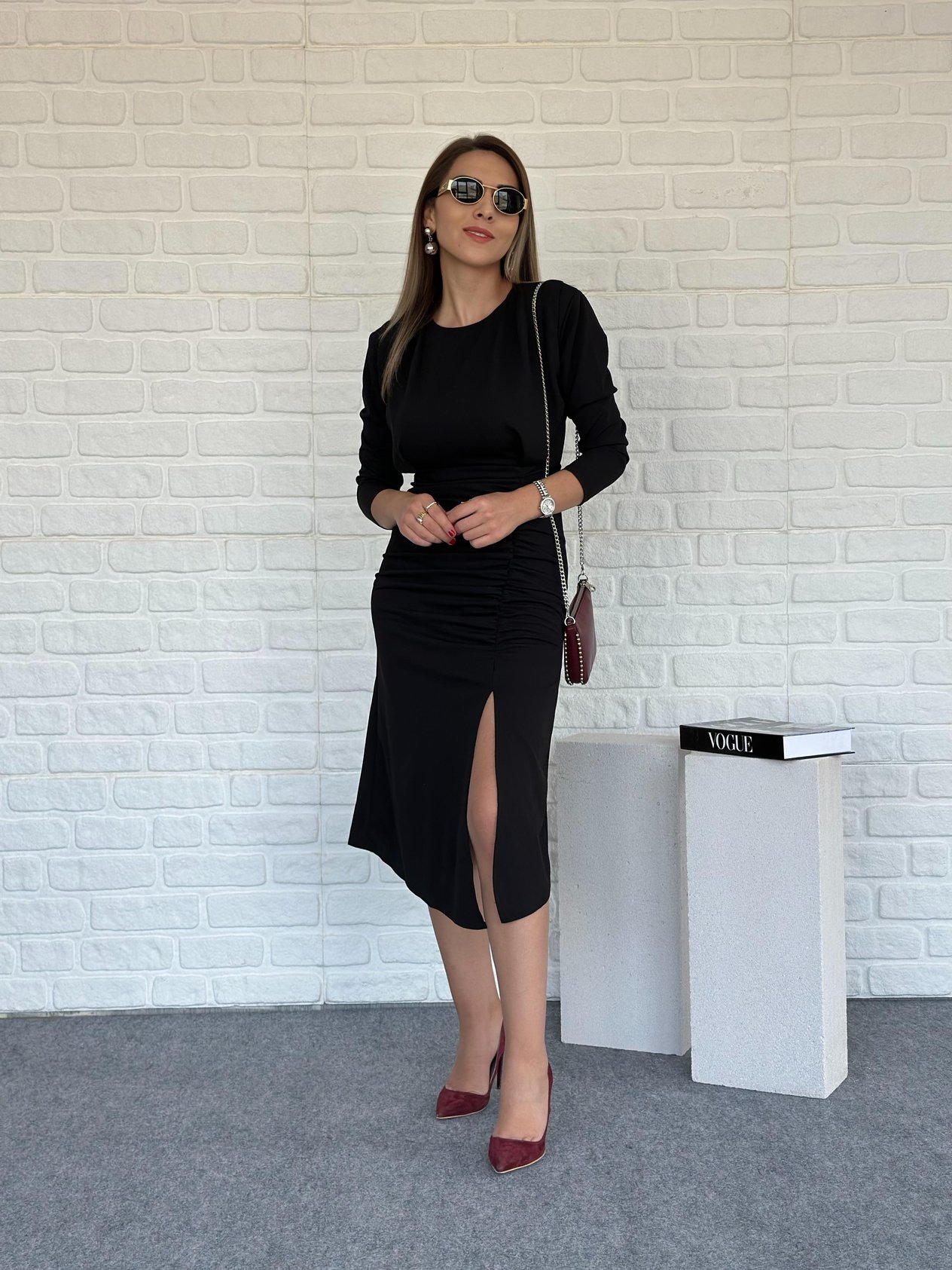 Vatkalı Yırtmaçlı Elbise Siyah