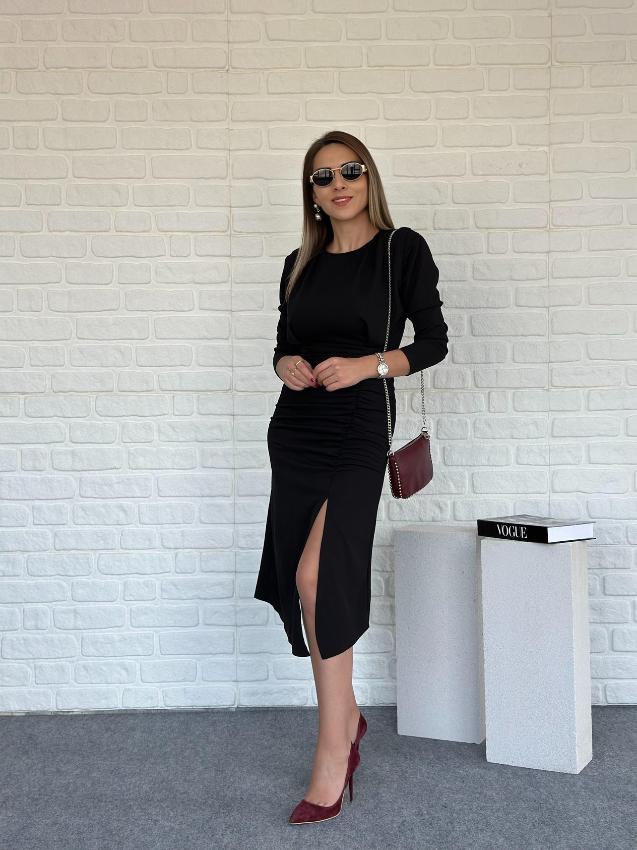 Vatkalı Yırtmaçlı Elbise Siyah