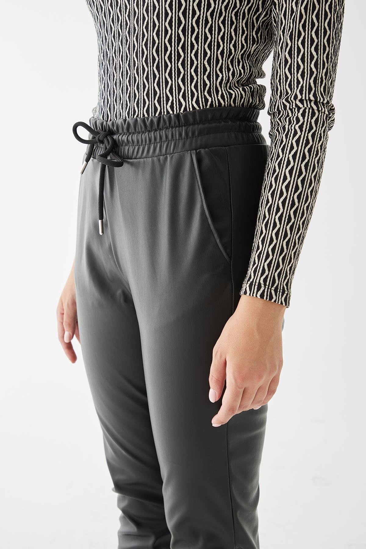 Suni Deri Pantolon Siyah | Fashion Friends