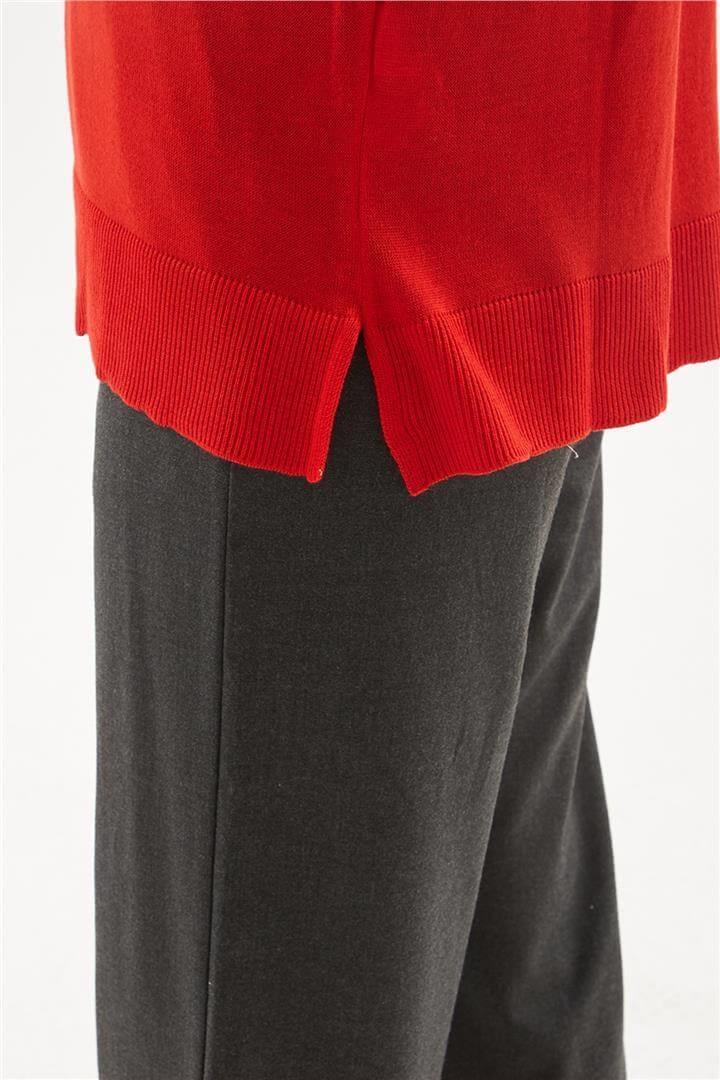 V Yaka Kazak Coral | Fashion Friends