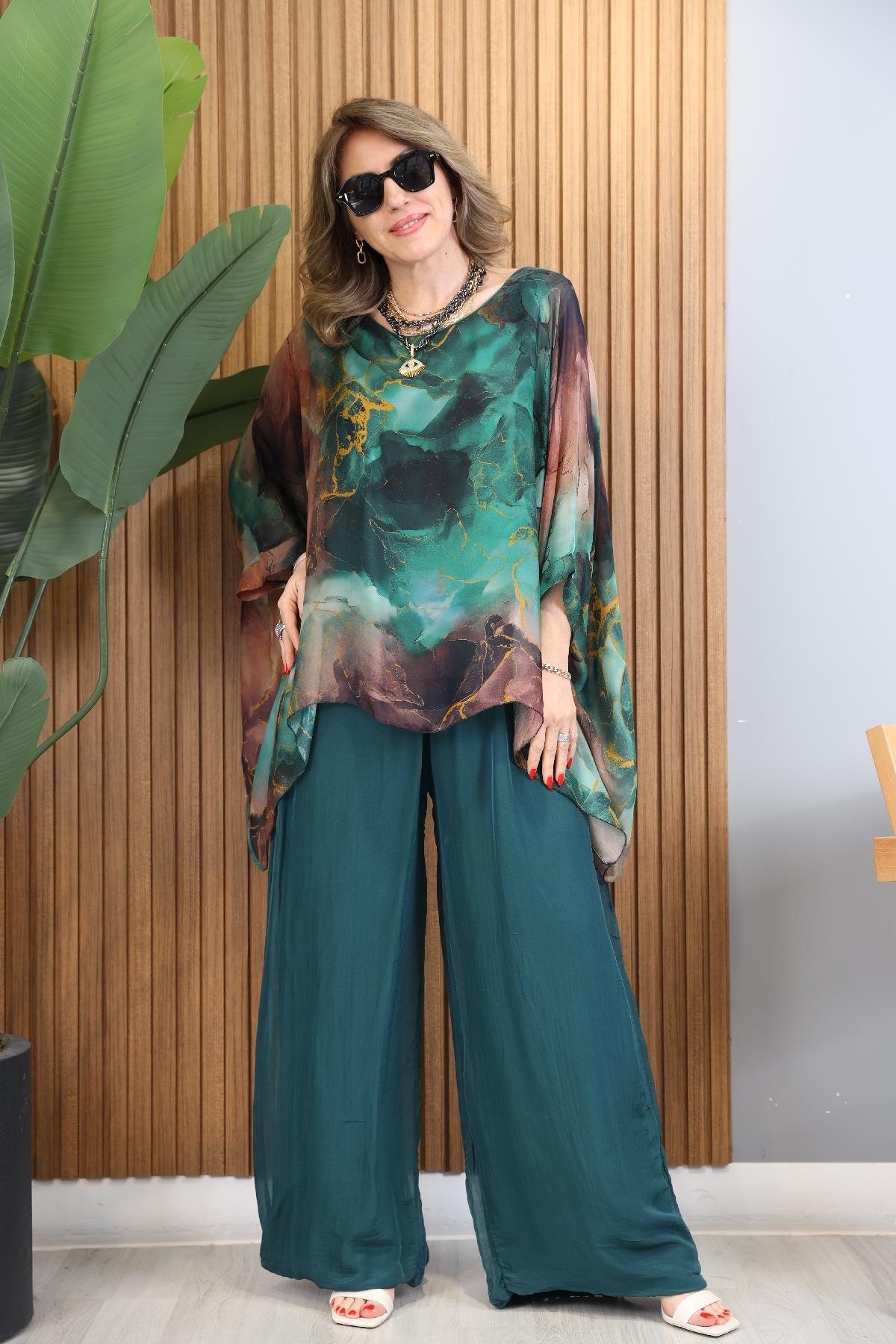 Acı Yeşil Batik Desen İthal Takım