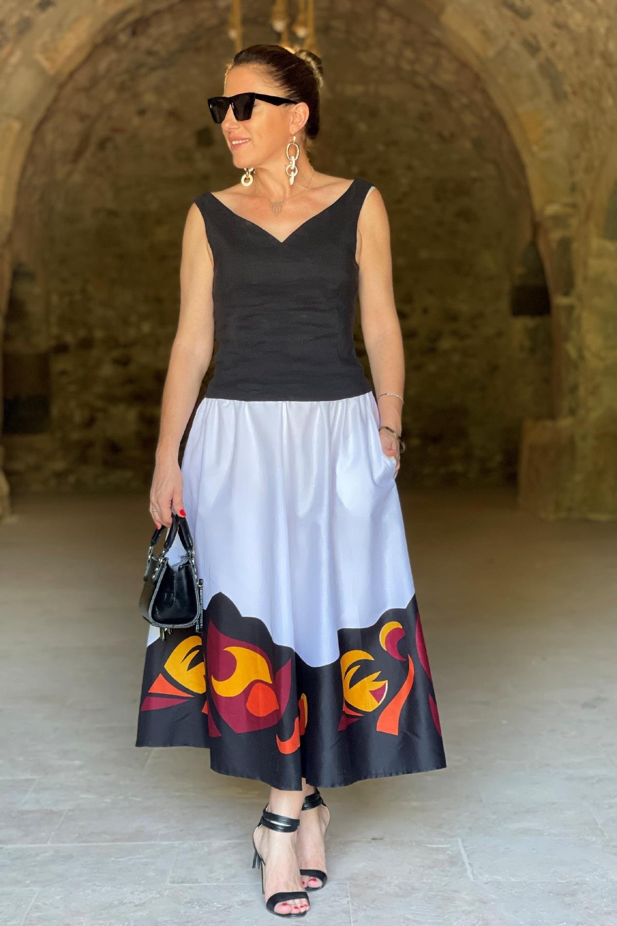 Alev Model Beyaz Çan Etek