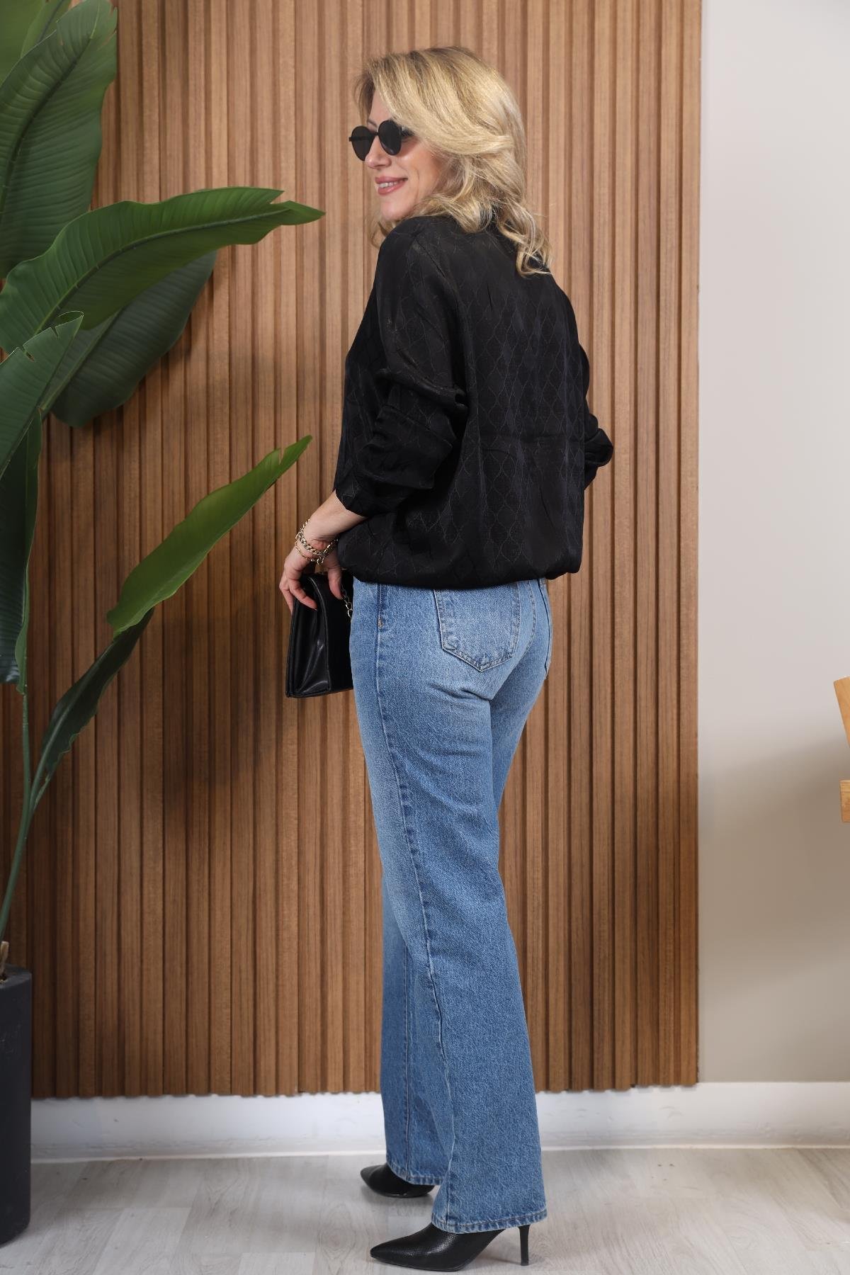 Damla Desen Siyah Saten Oversize Gömlek