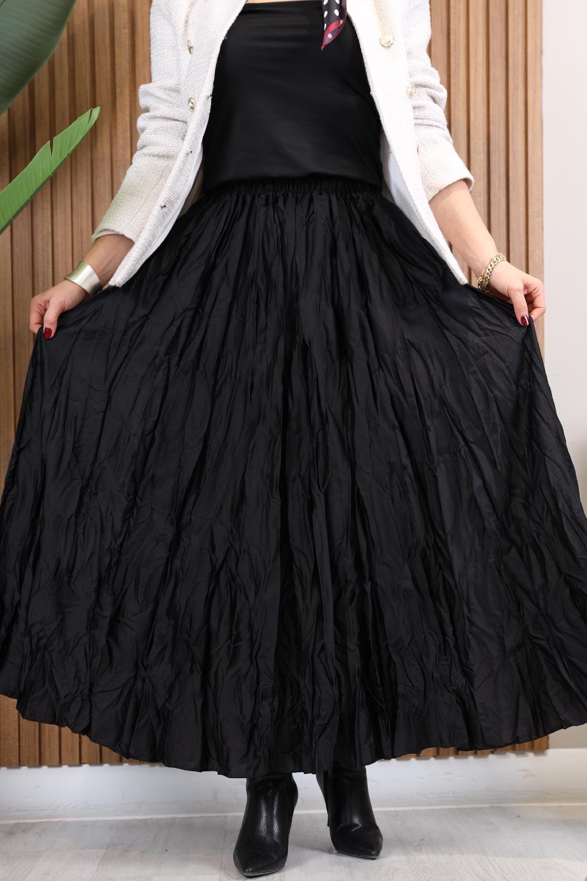 İthal Kırışık Model Siyah Saten Etek
