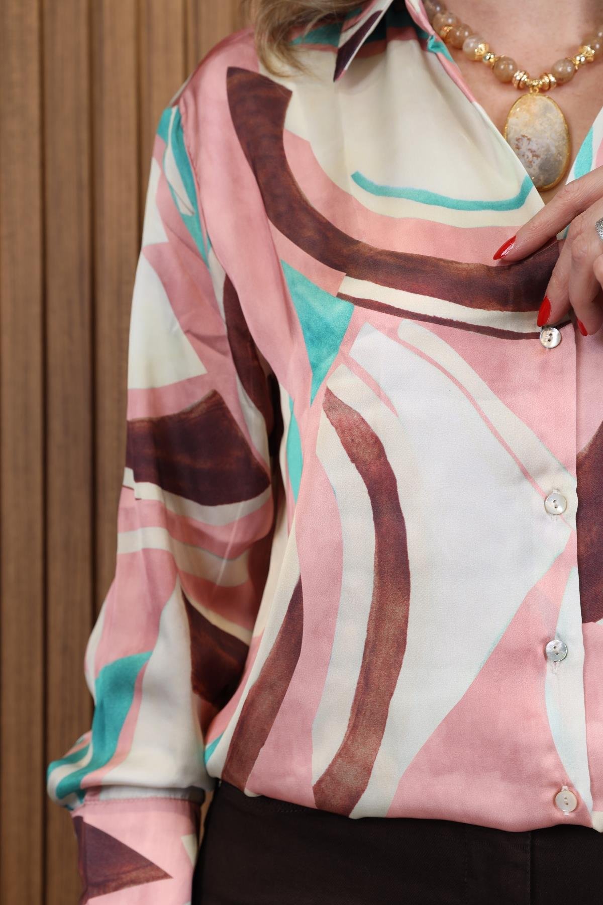  V-Neck Patterned Pink Satin Shirt