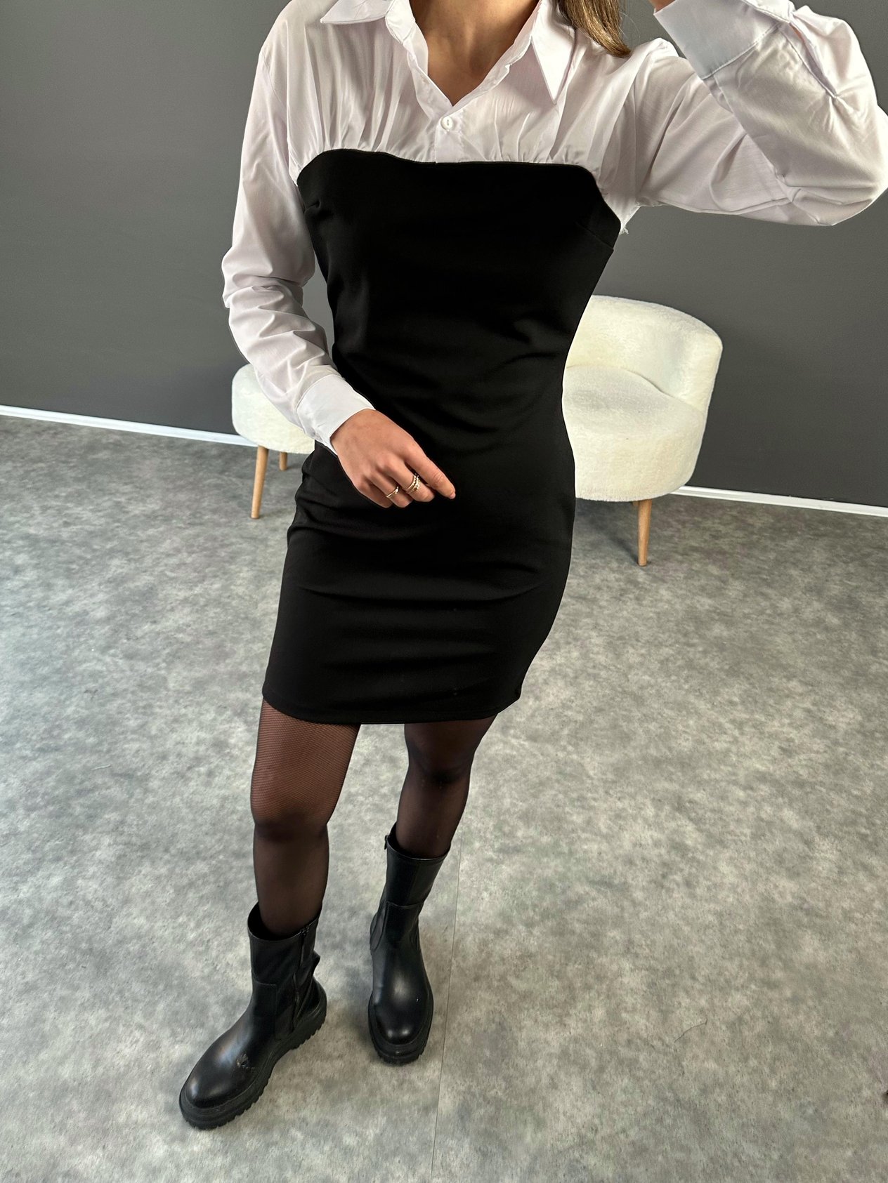 Siyah Gömlek Detaylı Elbise GausELBİSEGU002869