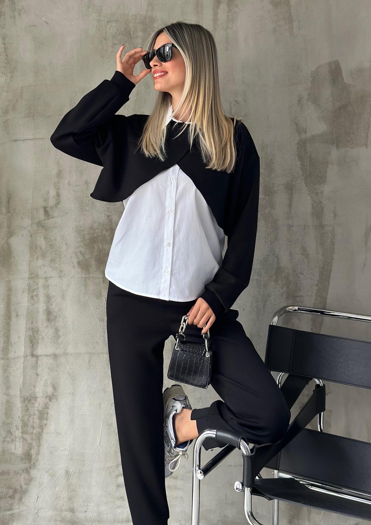 Gömlekli Modal Kısa Sweatshirt Siyah