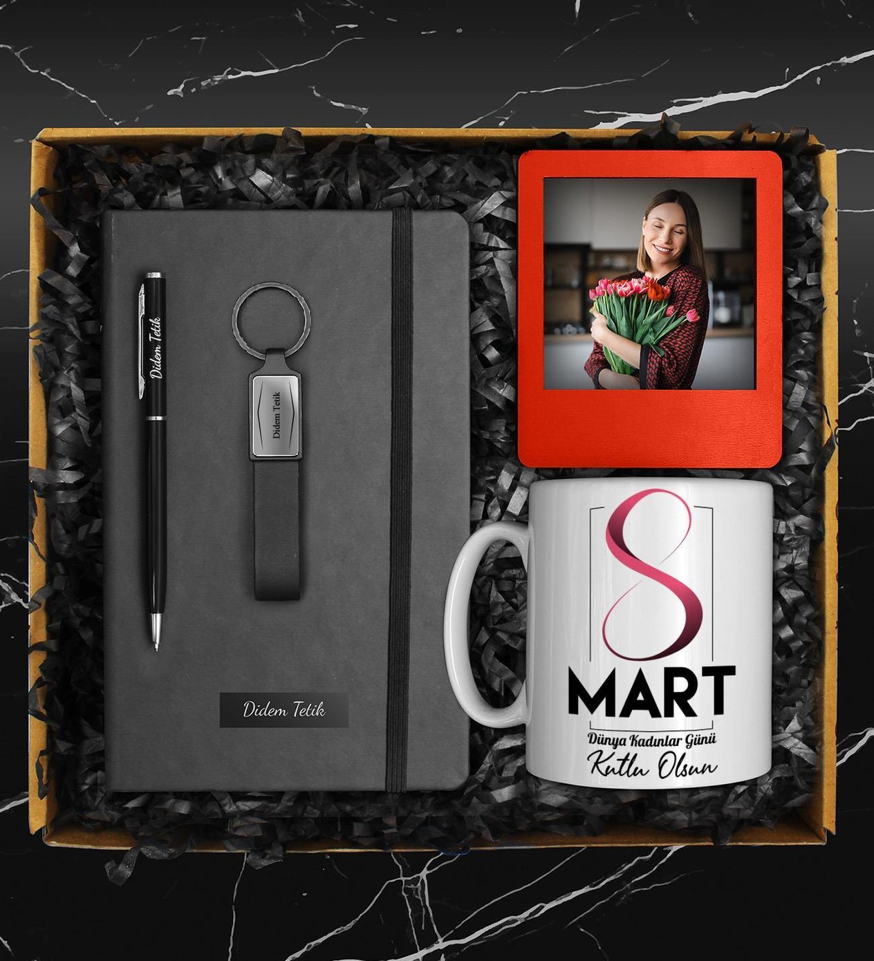 8 Mart Dünya Kadınlar Gününe Özel Kişiye Özel Tasarım Defter & Tasarım Kupa & Anahtarlık & Touch Pen Kalem & Fotoğraf Çerçevesi