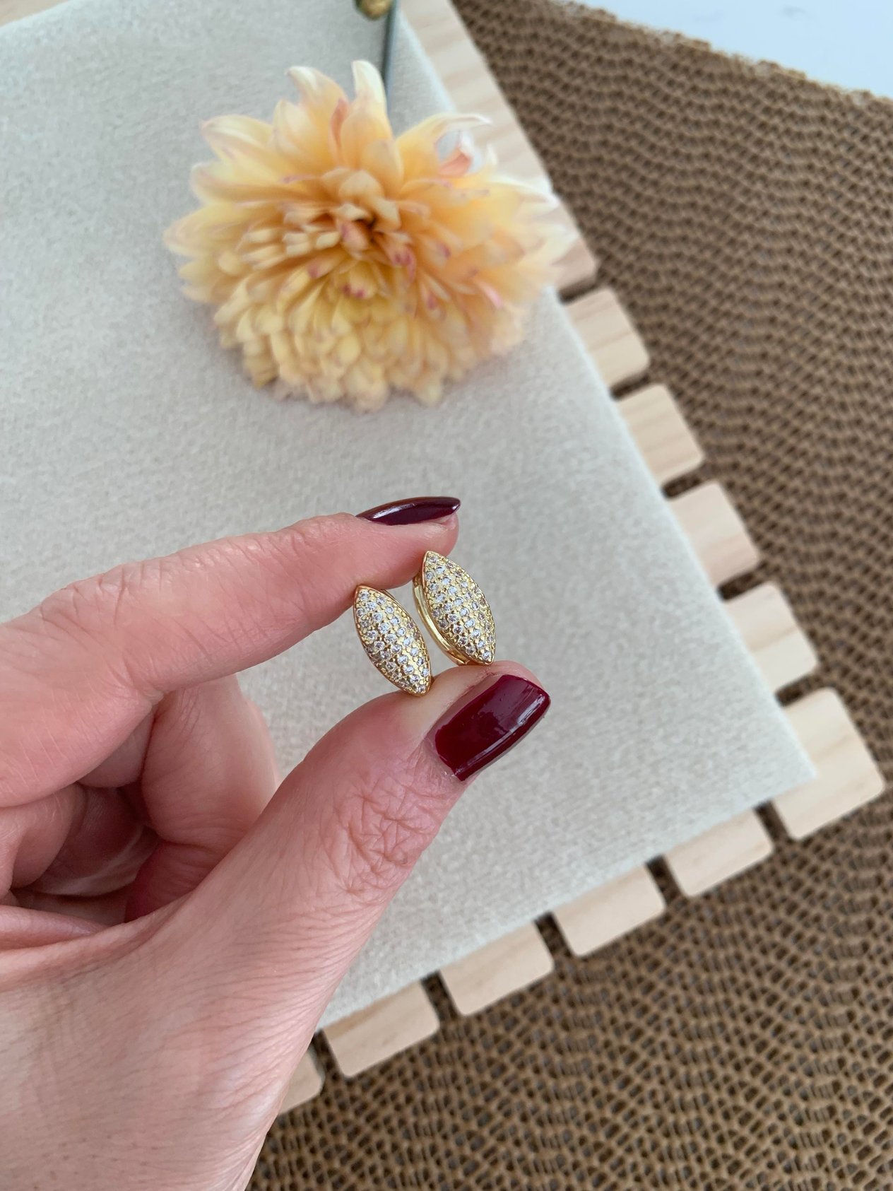 Çelik Gold Zirkon Taşlı Mini Mekik  Küpe