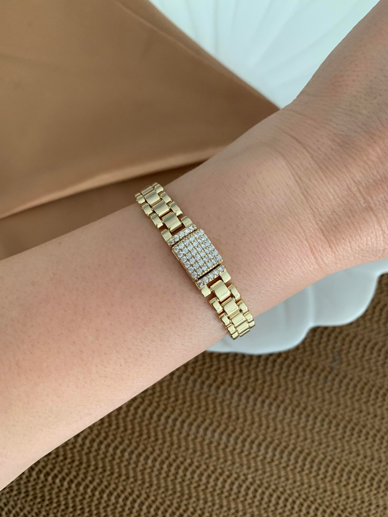 Vip 14k Zirkon Taşlı Biyeli Gurmet Bileklik