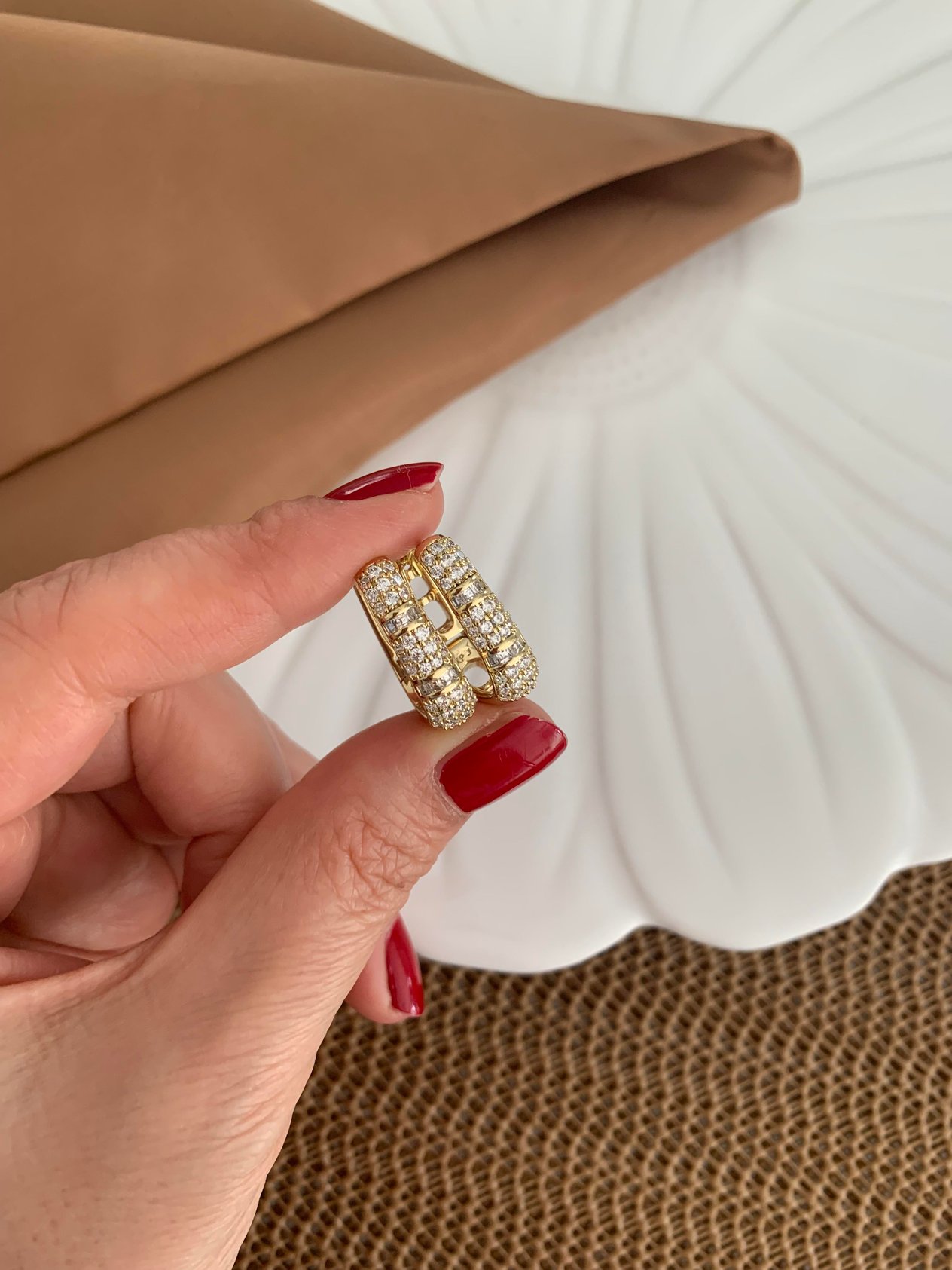 Vip 14k Zirkon Taşlı Kare Tasarım Küpe
