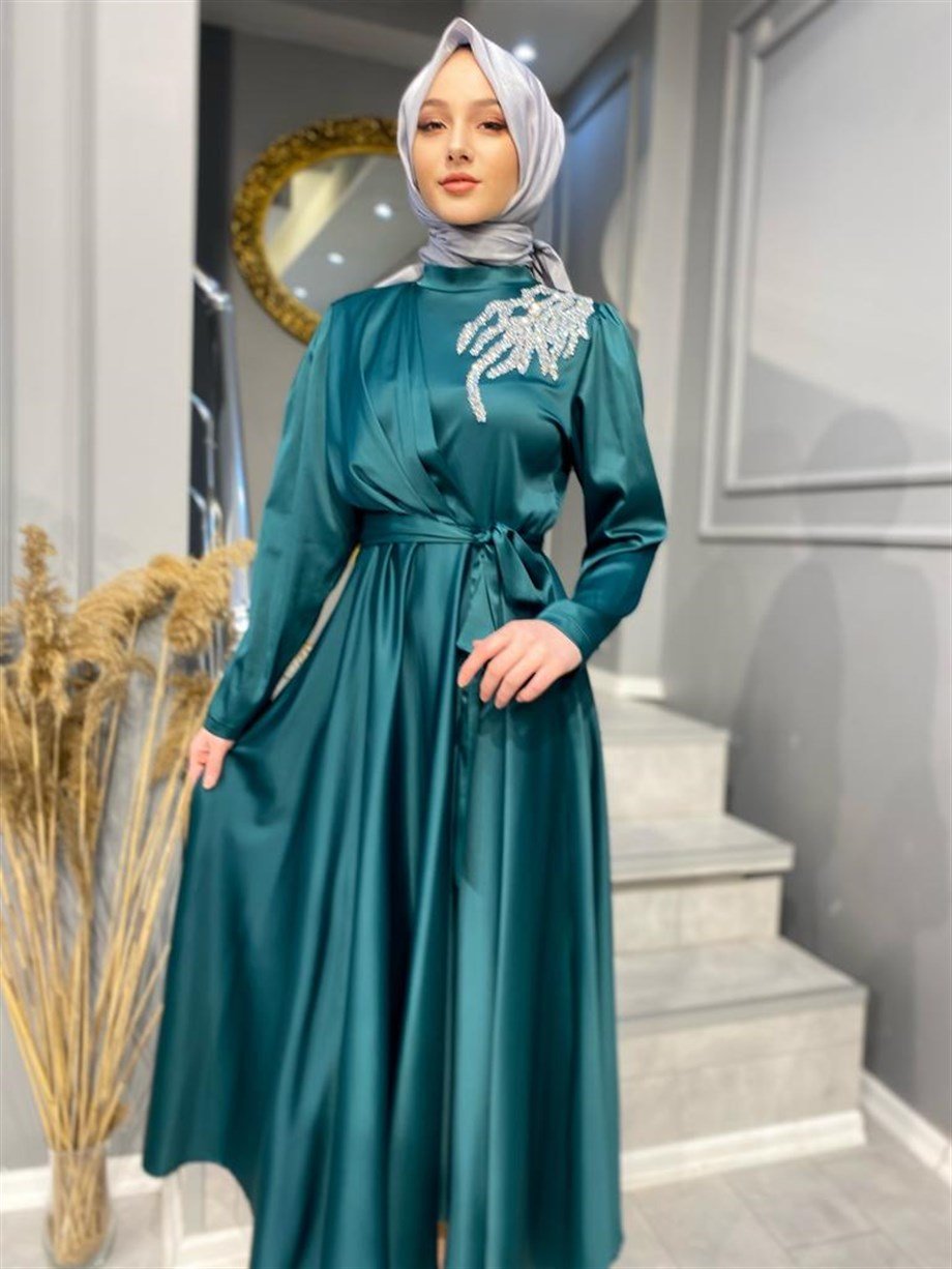 4161 NEVON OMZU TAŞ DETAYLI SATEN ELBİSE