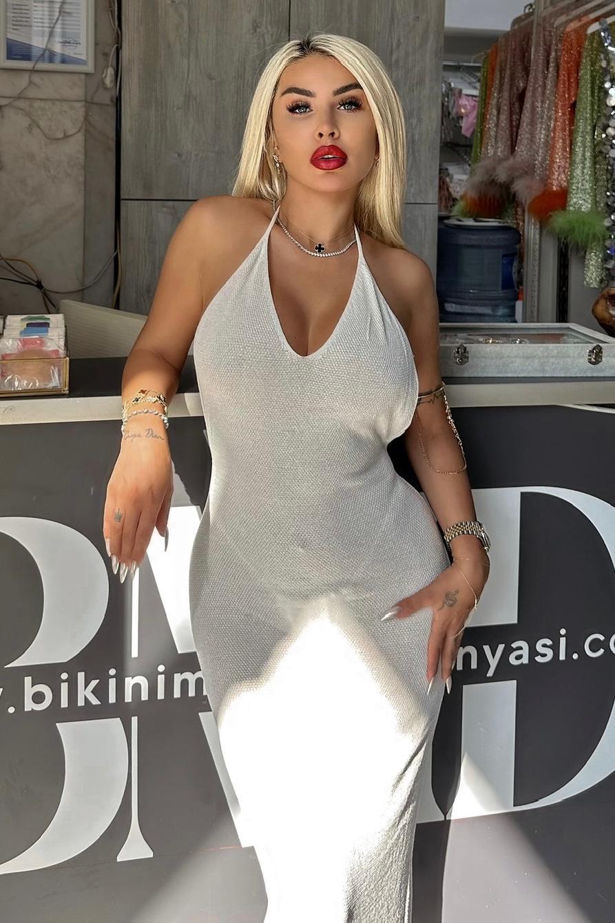 Sırtı Açık Örme Elbise