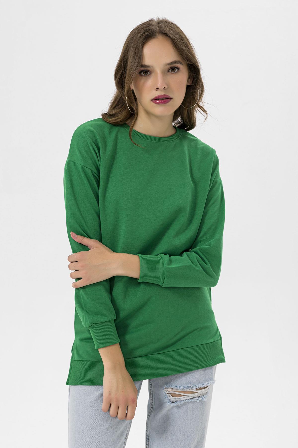 Kadın Bisiklet Yaka Yırtmaç Detaylı Sweatshirt 235119 -