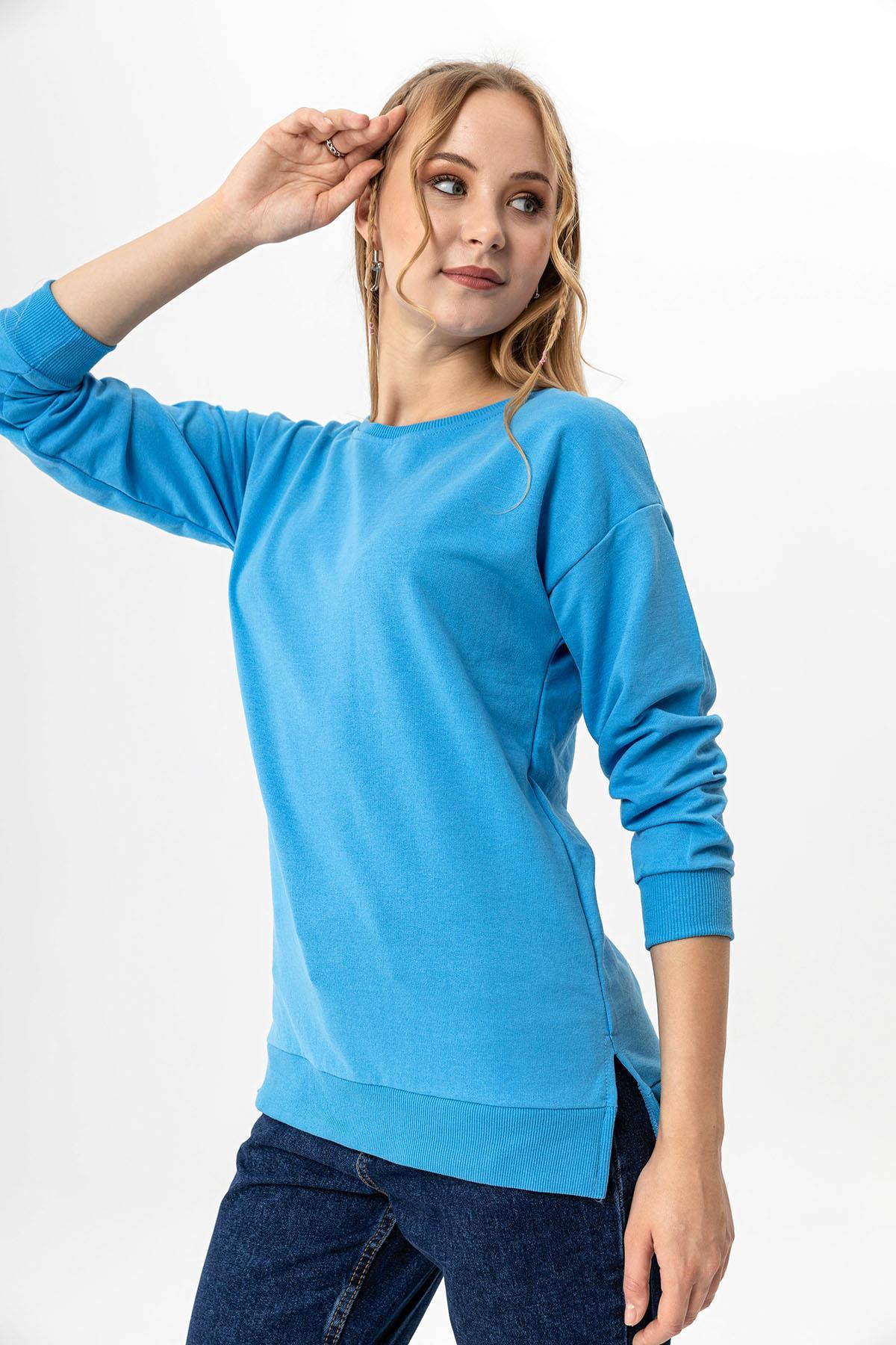 Kadın Bisiklet Yaka Yırtmaç Detaylı Sweatshirt 235119 -