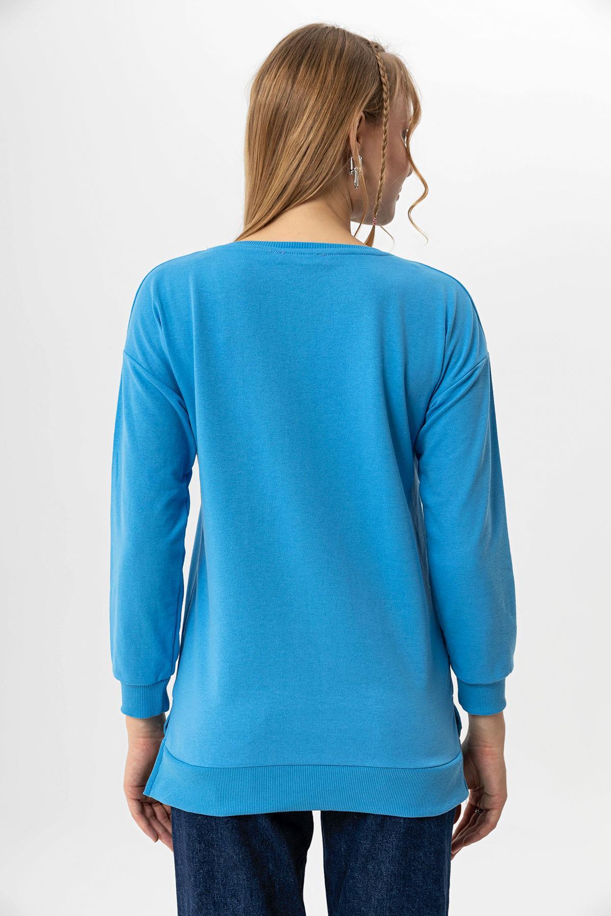 Kadın Bisiklet Yaka Yırtmaç Detaylı Sweatshirt 235119 -