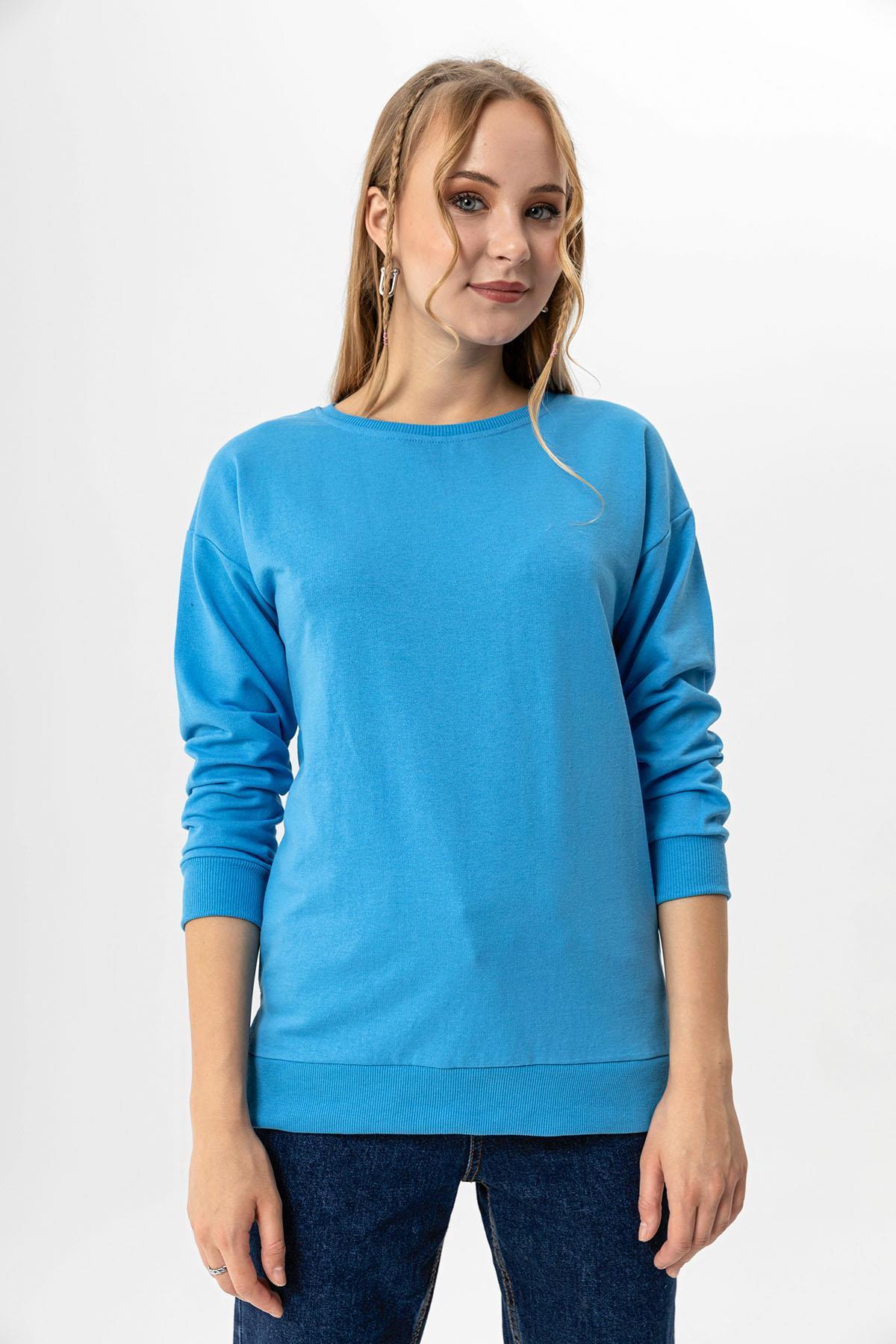 Kadın Bisiklet Yaka Yırtmaç Detaylı Sweatshirt 235119 -