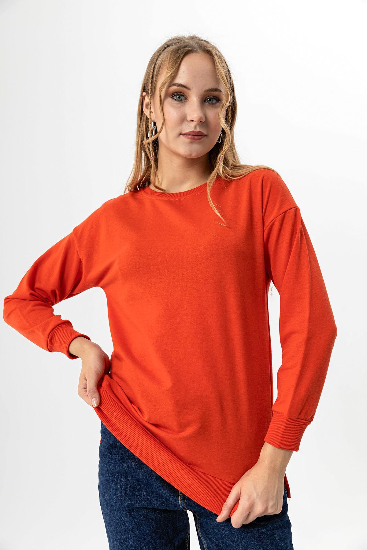 Kadın Bisiklet Yaka Yırtmaç Detaylı Sweatshirt 235119 -