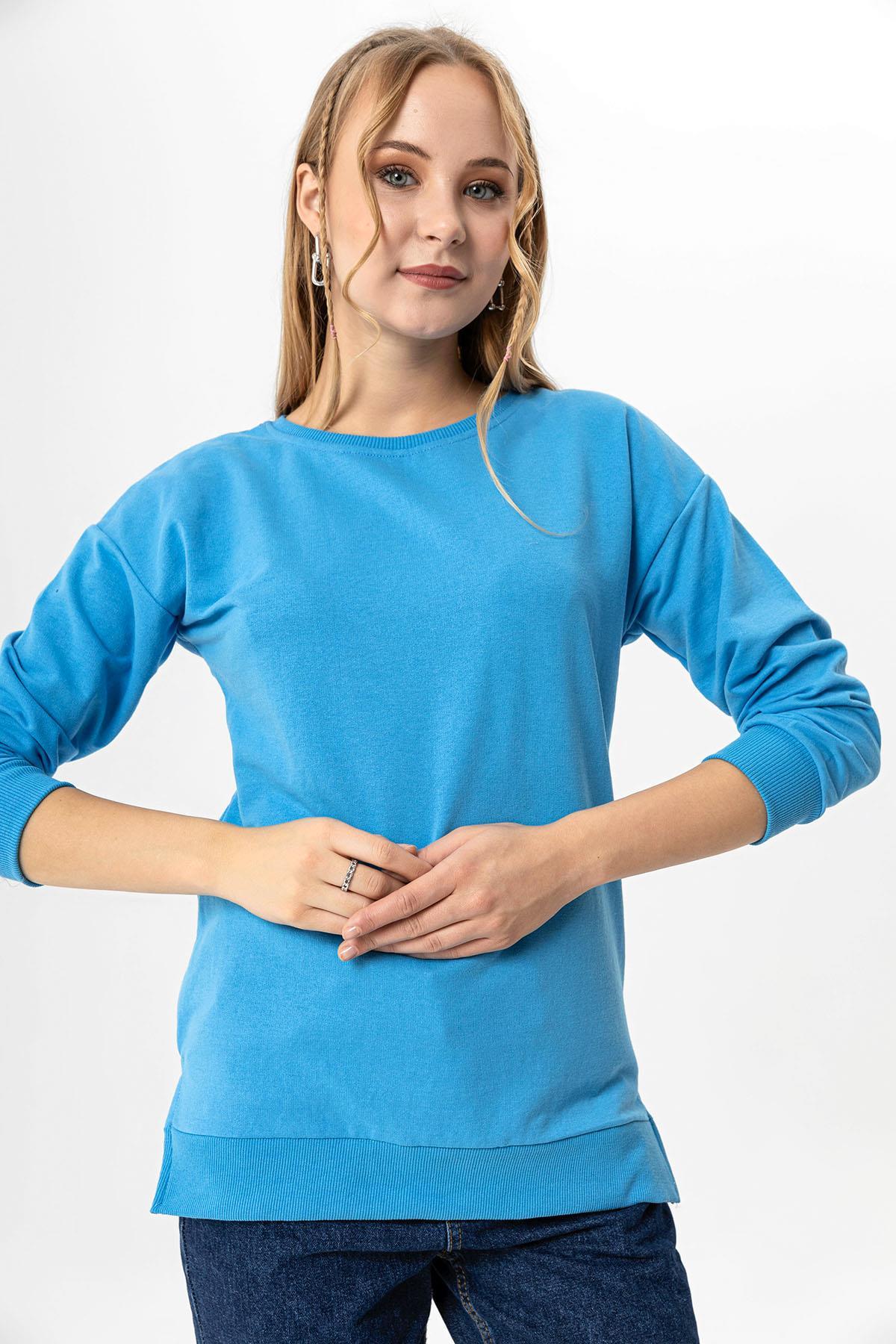 Kadın Bisiklet Yaka Yırtmaç Detaylı Sweatshirt 235119 -
