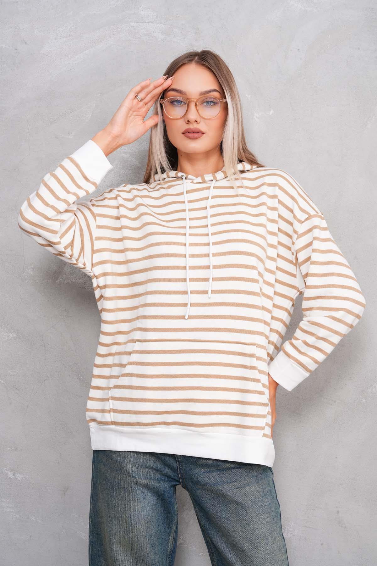 Kadın Çizgi Desenli Kanguru Cepli Kapüşonlu İki İplik Oversize Sweatshirt 245124 -
