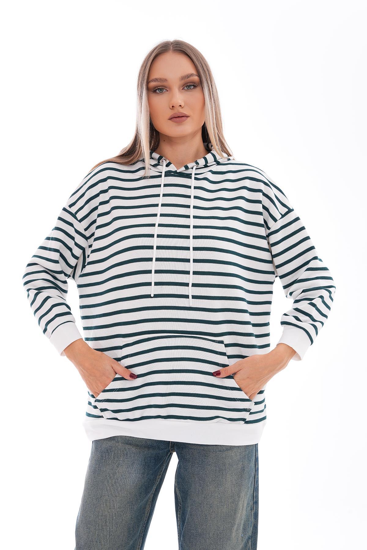Kadın Çizgi Desenli Kanguru Cepli Kapüşonlu İki İplik Oversize Sweatshirt 245124 -