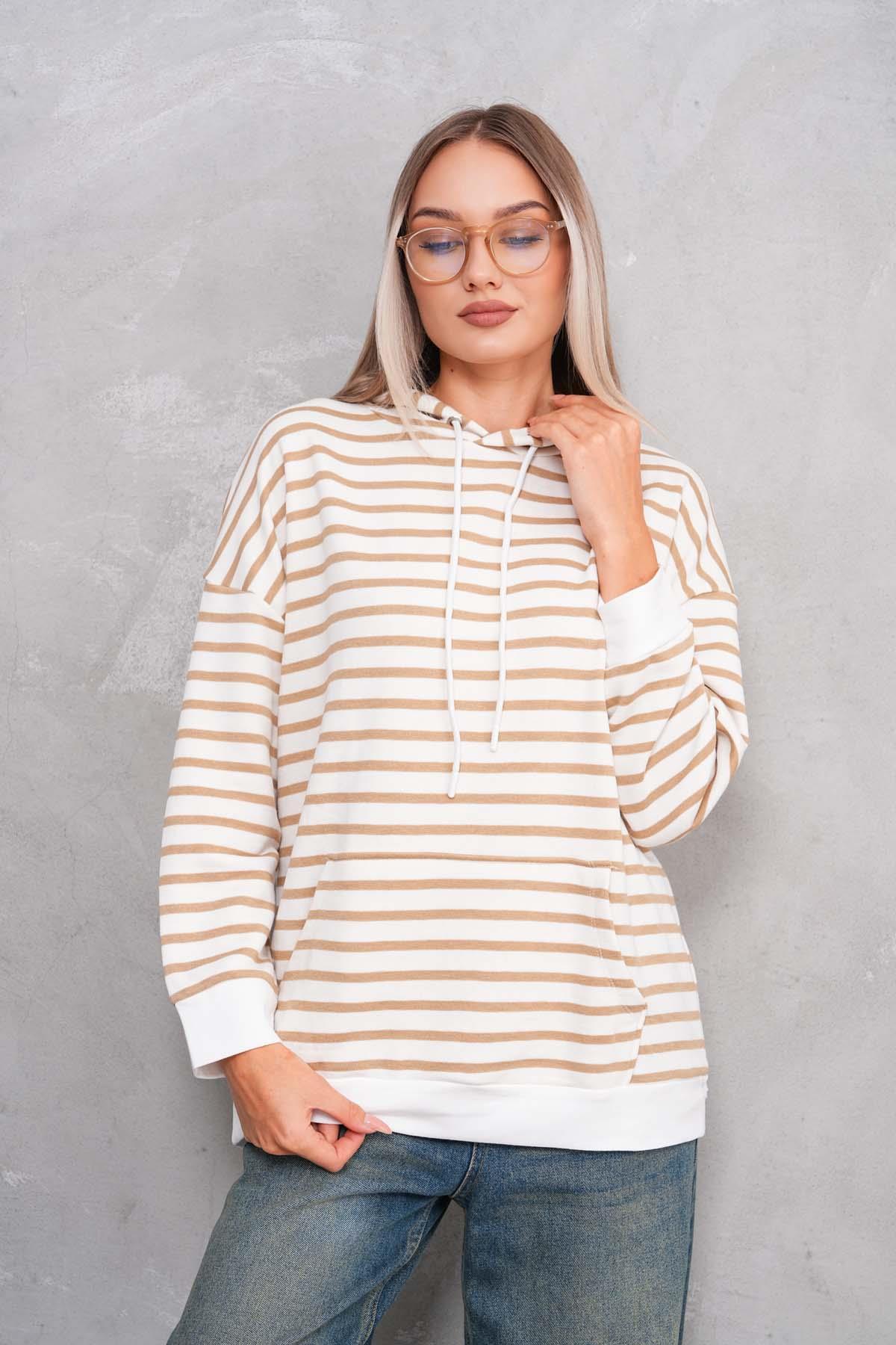 Kadın Çizgi Desenli Kanguru Cepli Kapüşonlu İki İplik Oversize Sweatshirt 245124 -