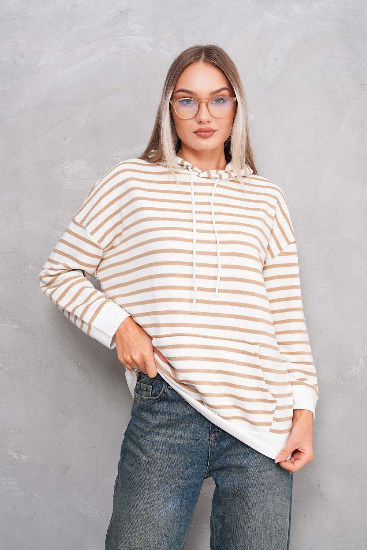 Kadın Çizgi Desenli Kanguru Cepli Kapüşonlu İki İplik Oversize Sweatshirt 245124 -