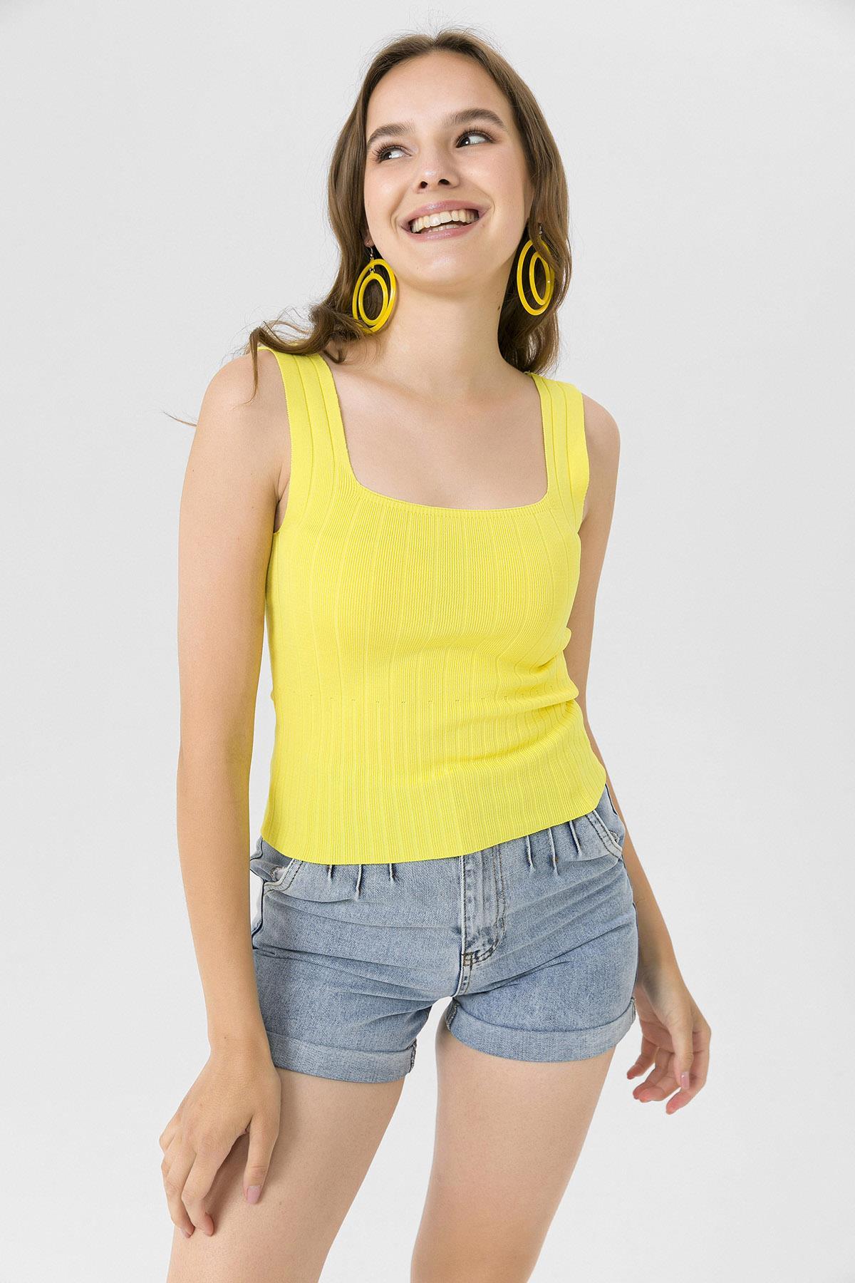 Kadın Kaşkorse İnce Örme Triko Crop Bluz