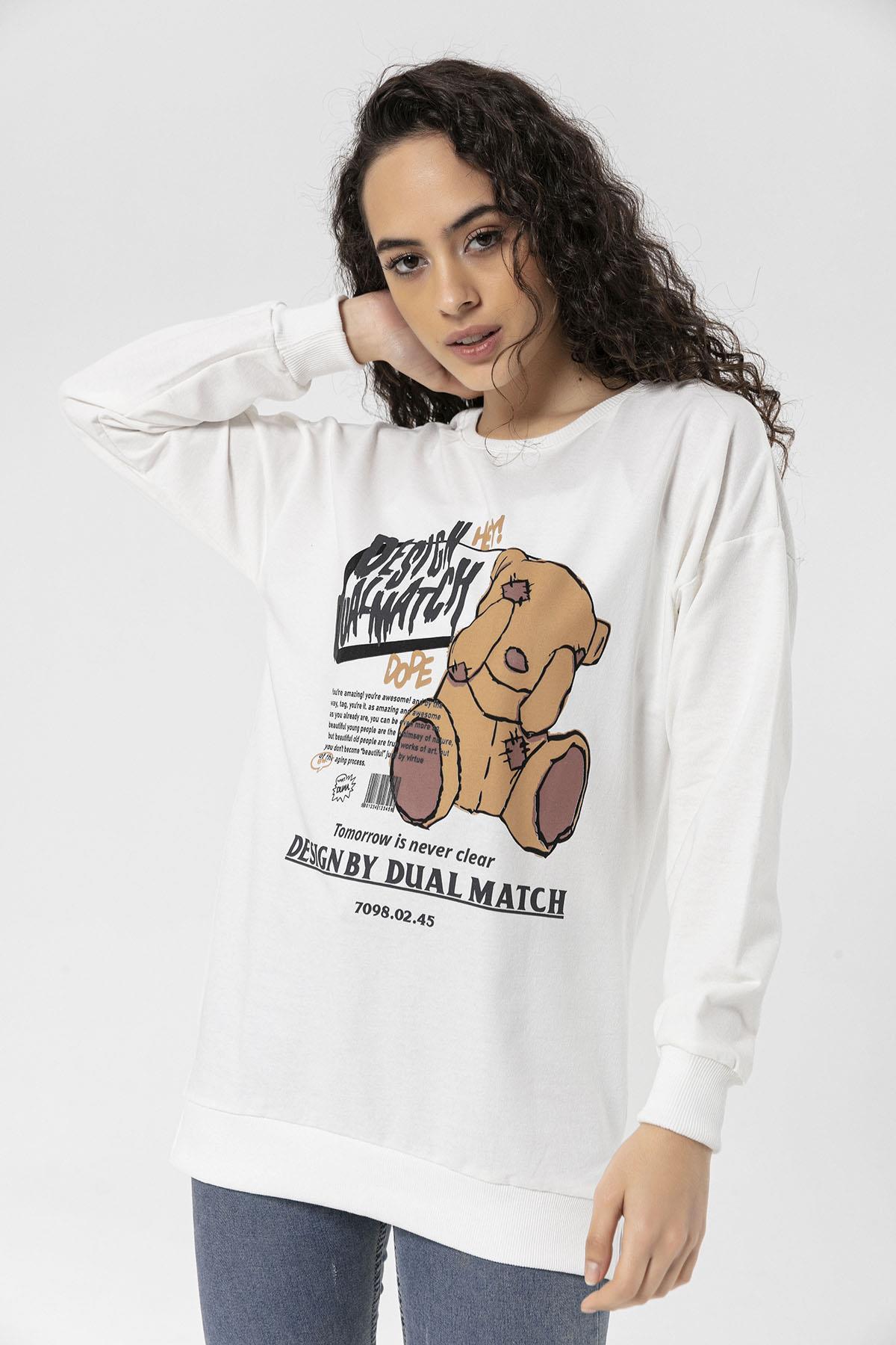 Kadın Önü Baskı Yanı Yırtmaç Detaylı Bisiklet Yaka Sweatshirt