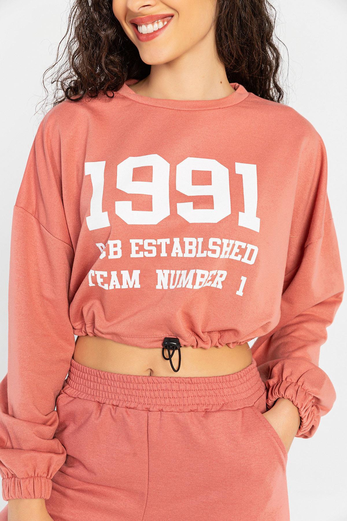 Kadın Önü Baskılı Beli Büzgülü Sweatshirt