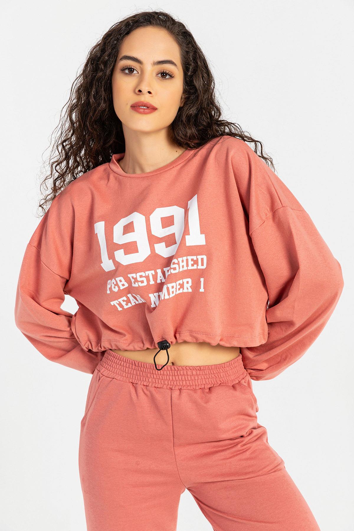 Kadın Önü Baskılı Beli Büzgülü Sweatshirt