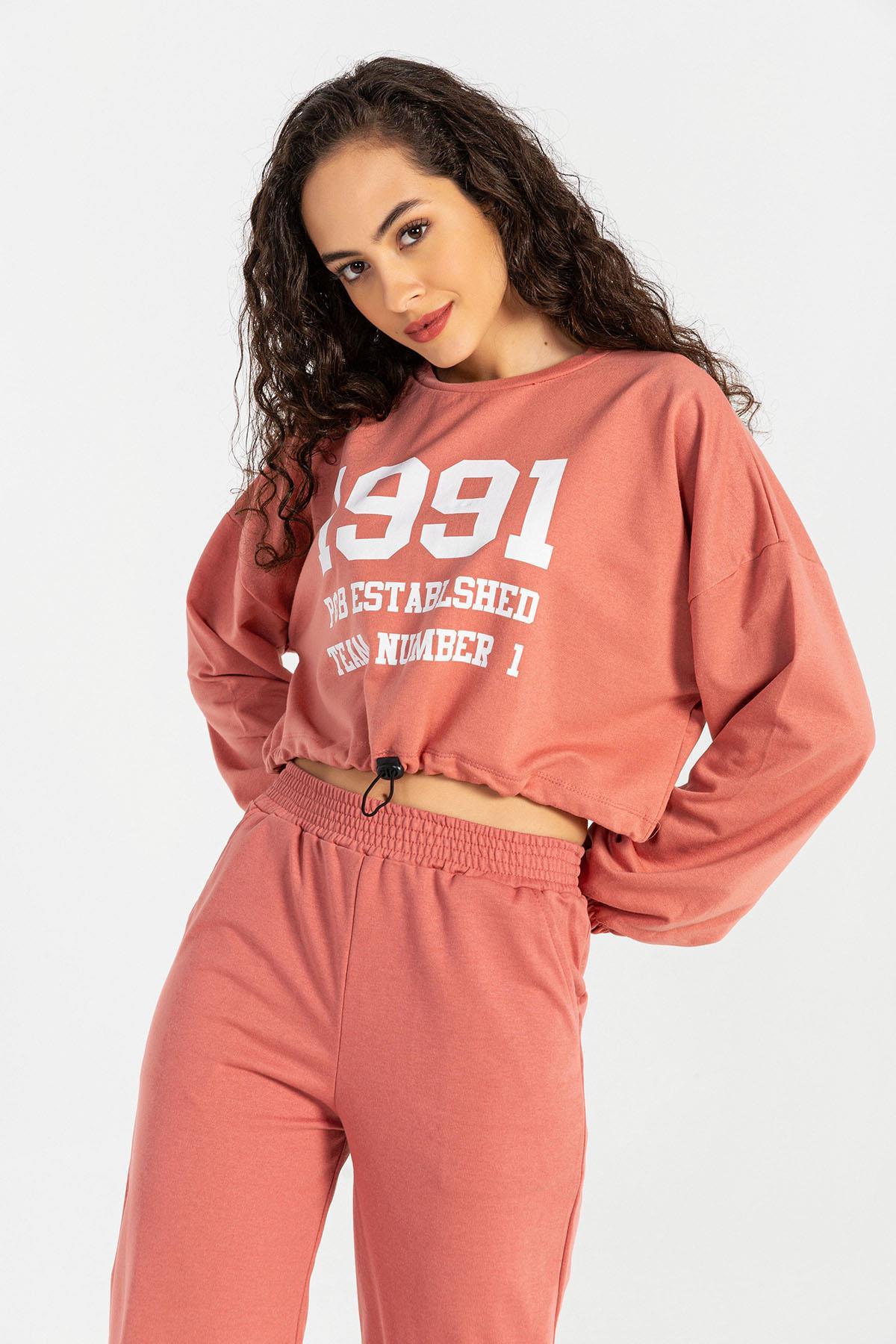 Kadın Önü Baskılı Beli Büzgülü Sweatshirt