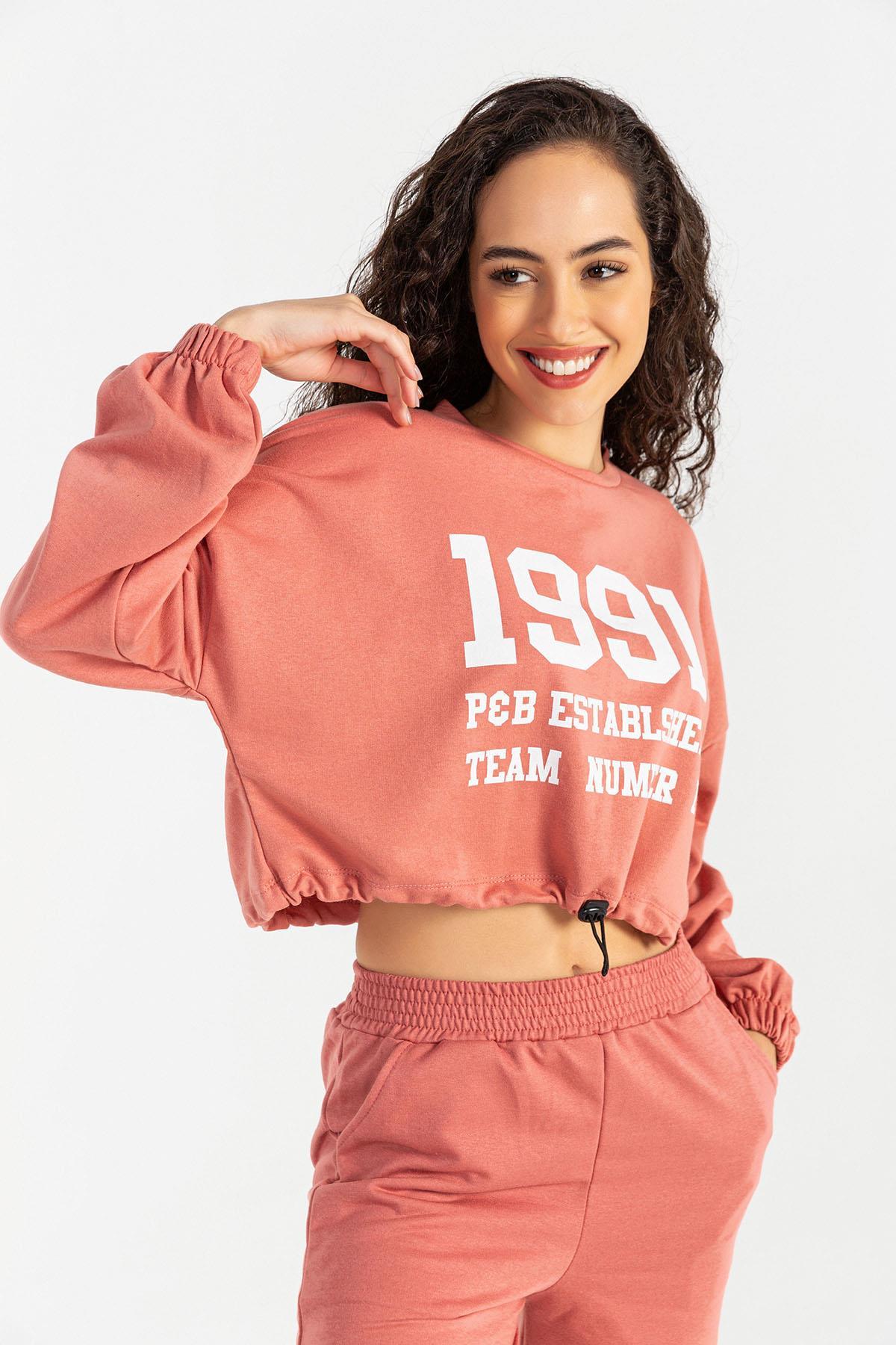 Kadın Önü Baskılı Beli Büzgülü Sweatshirt