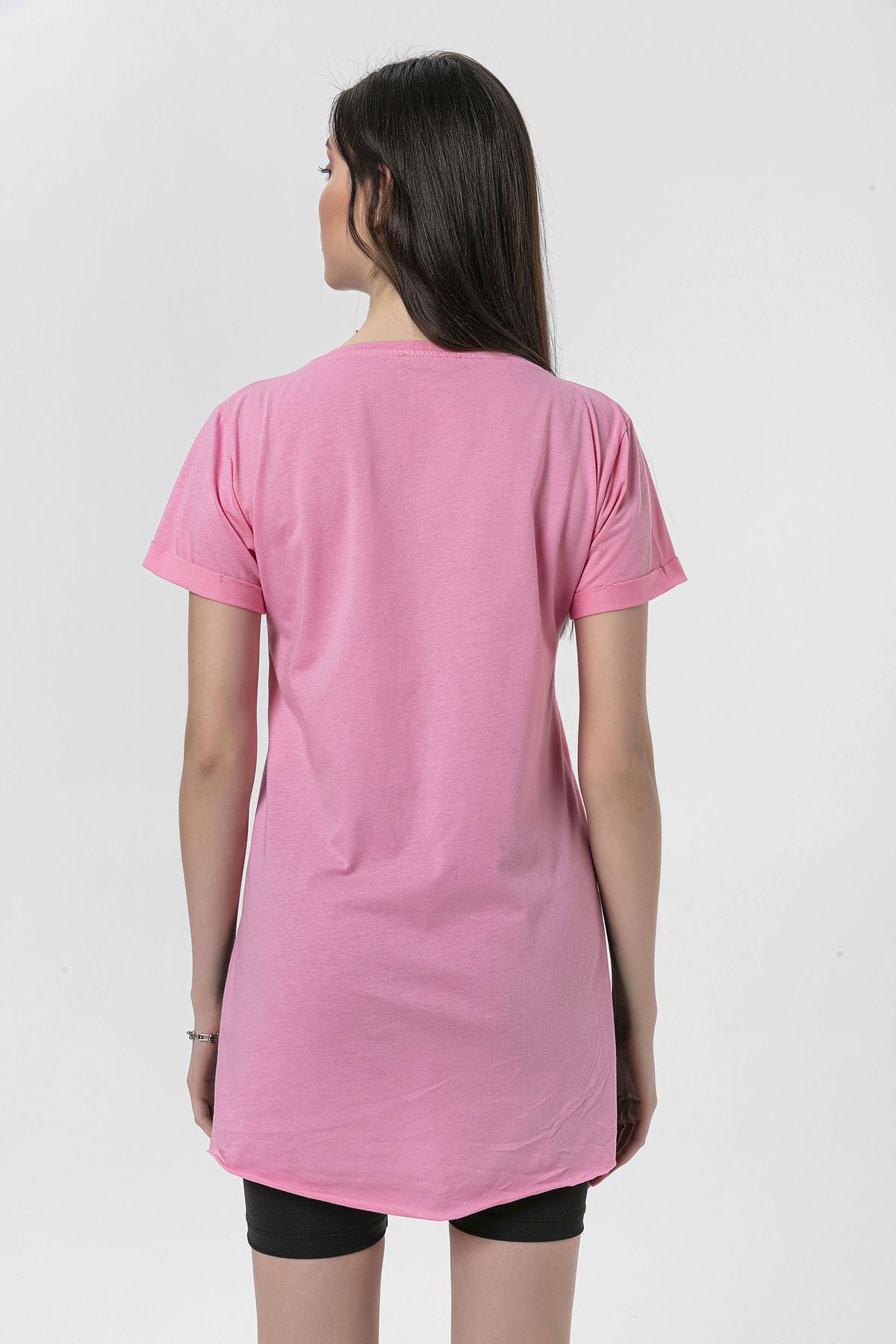 Kadın Önü Baskılı Bisiklet Yaka Yırtmaçlı T-Shirt